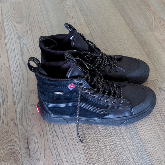 Vans SK8-HI MTE-2 SHOE - Picture 1 of 4